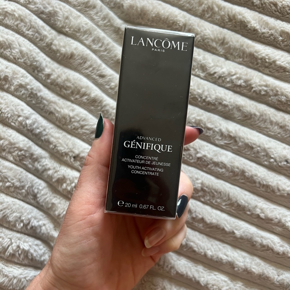 ADVANCED GÉNIFIQUE FACE SERUM